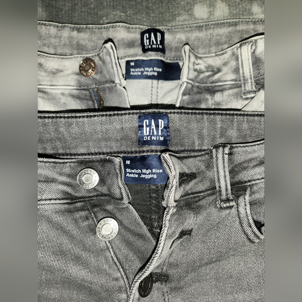Gap denim kids stretch denim high rise ankle jeggings(2 pair, sold together)